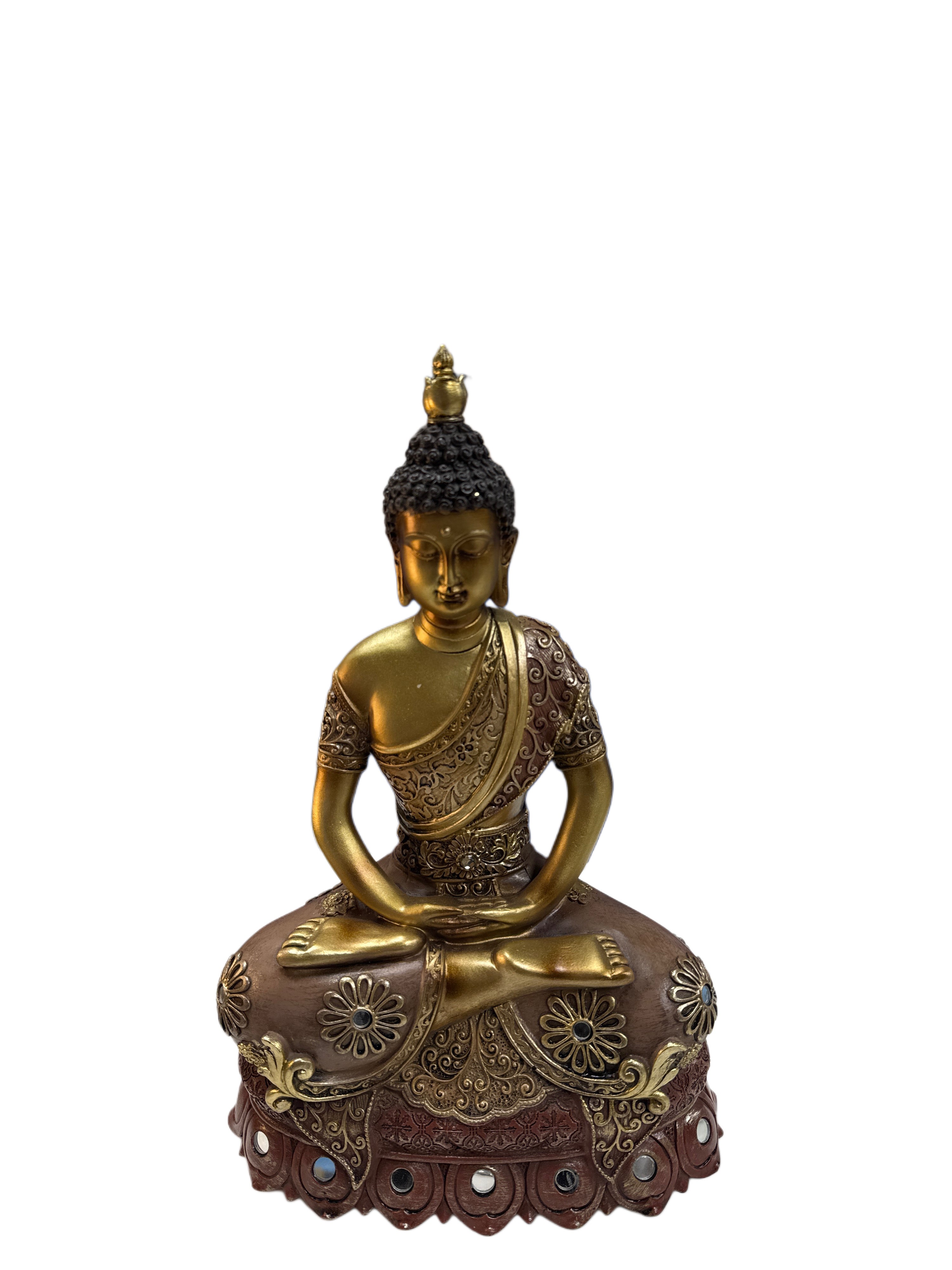 Golden serenity Buddha statue
