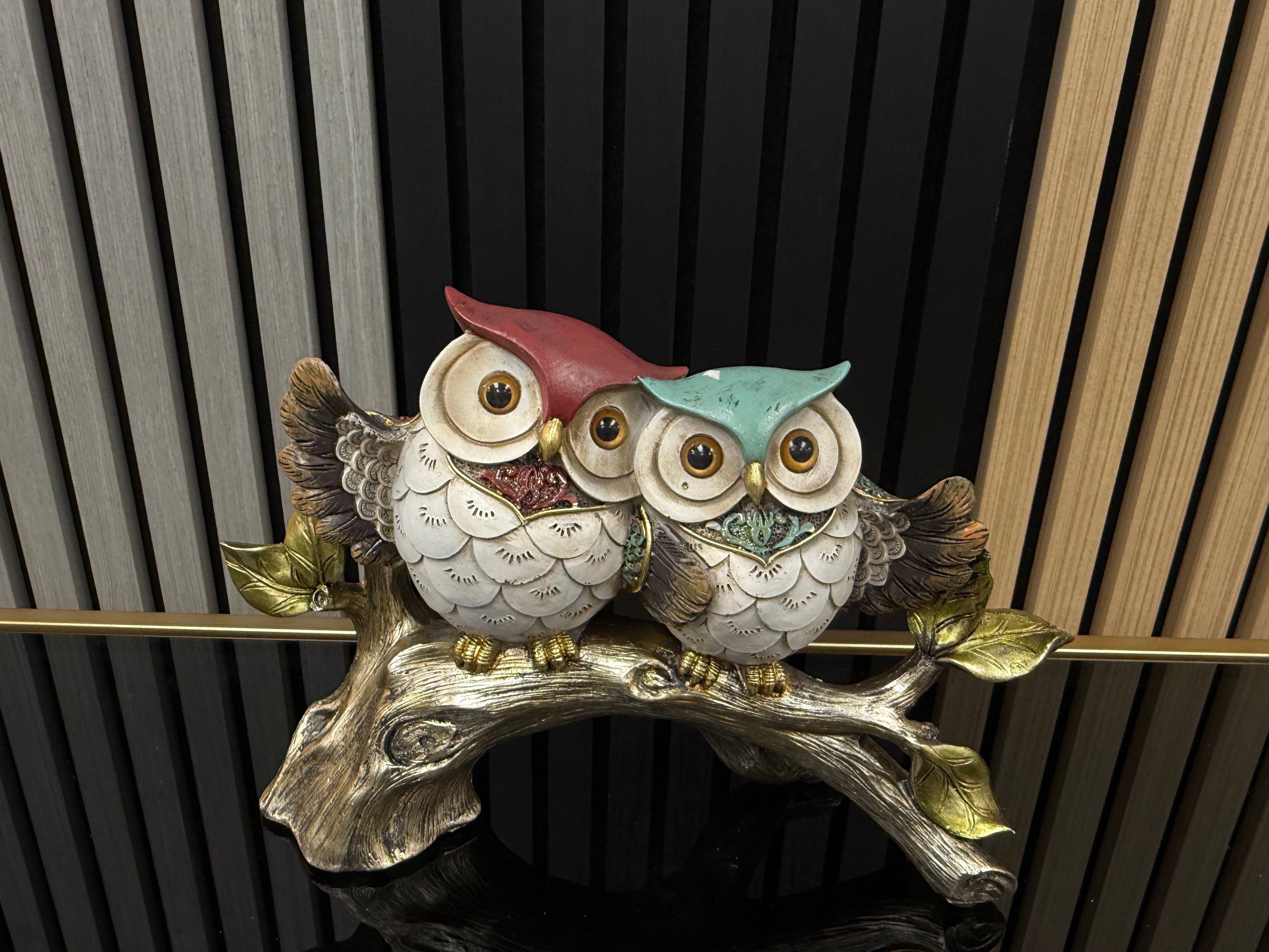 NIGHT OWL SHOWPIECE